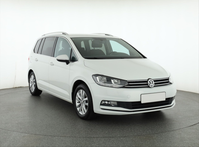 Volkswagen Touran 2016