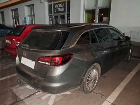 Opel Astra - 2021