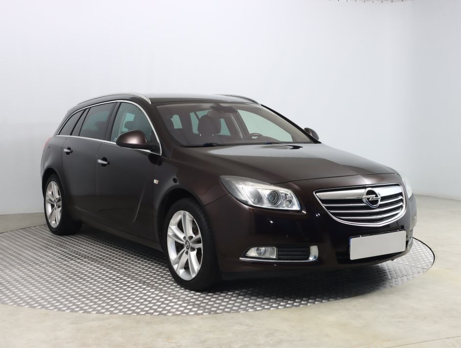 Opel Insignia - 2012