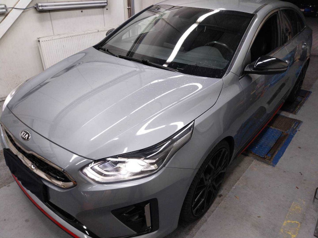 Kia ProCeed 2021