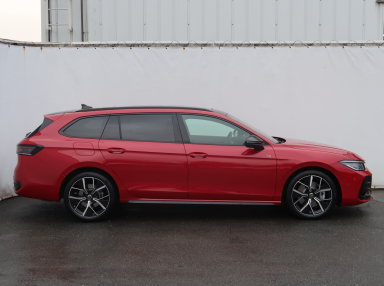 Volkswagen Passat - 2025