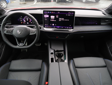 Volkswagen Passat - 2025