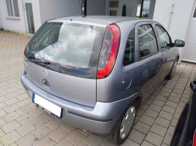 Opel Corsa - 2004