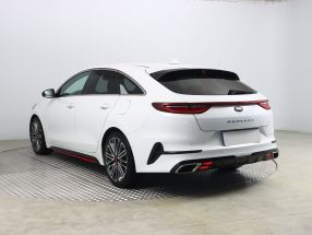 Kia ProCeed - 2021