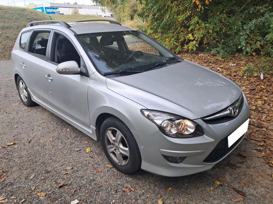 Hyundai i30 - 2011