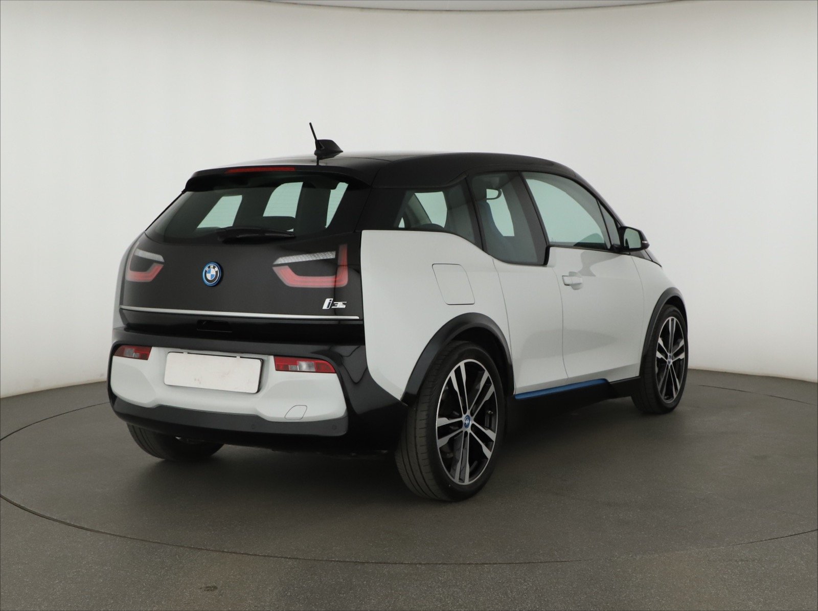 BMW i3 - 2021