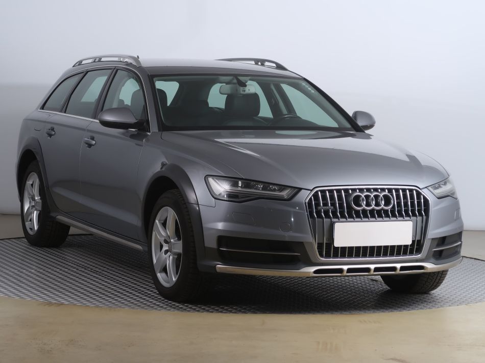 Audi Allroad - 2015
