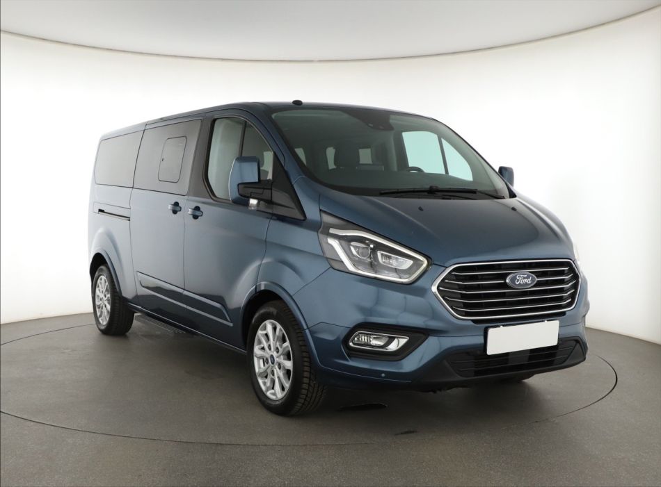 Ford Tourneo Custom - 2018