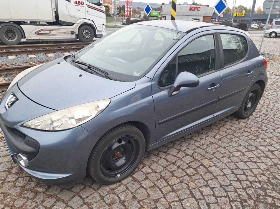 Peugeot 207 - 2007