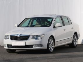Skoda Superb - 2011