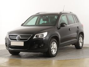 Volkswagen Tiguan - 2010