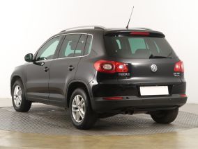 Volkswagen Tiguan - 2010