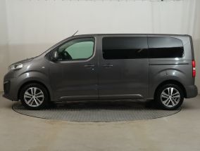 Peugeot Traveller - 2018