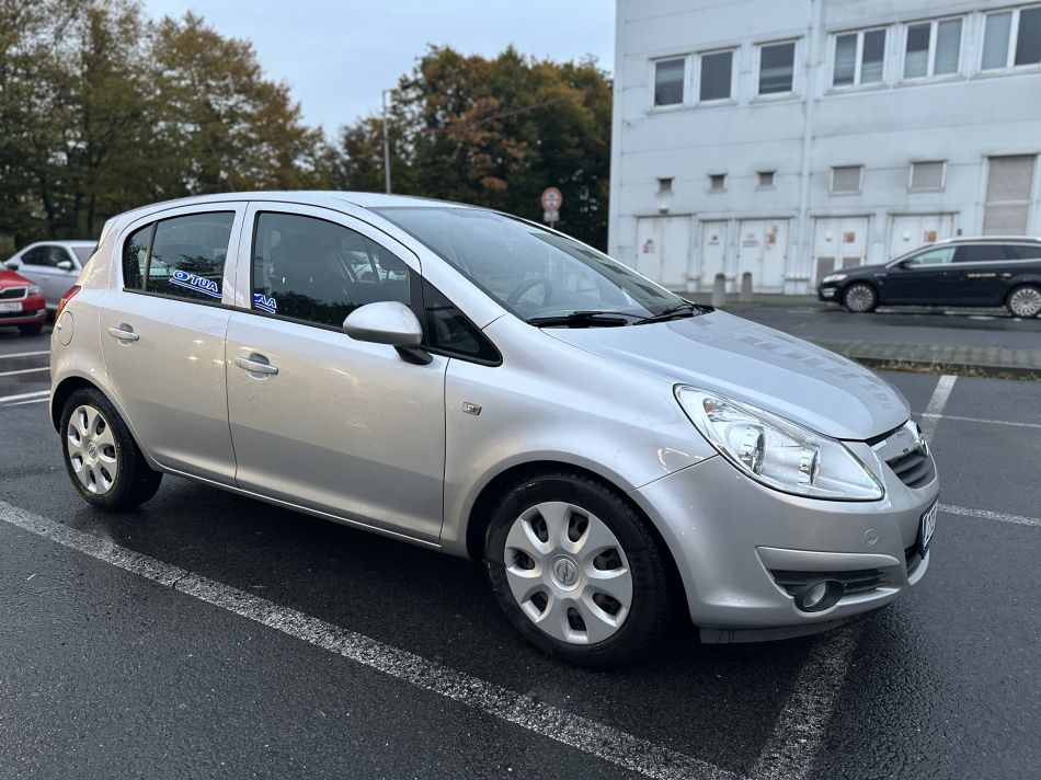 Opel Corsa - 2009