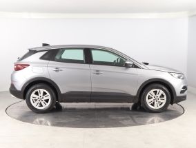 Opel Grandland X - 2021