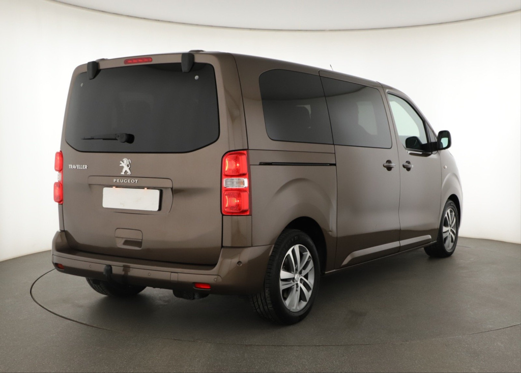Peugeot Traveller