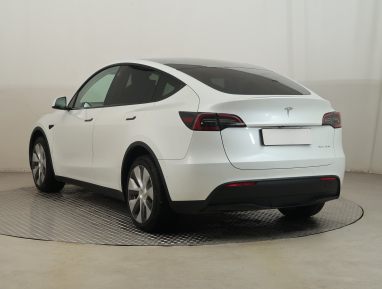Tesla Model Y - 2022