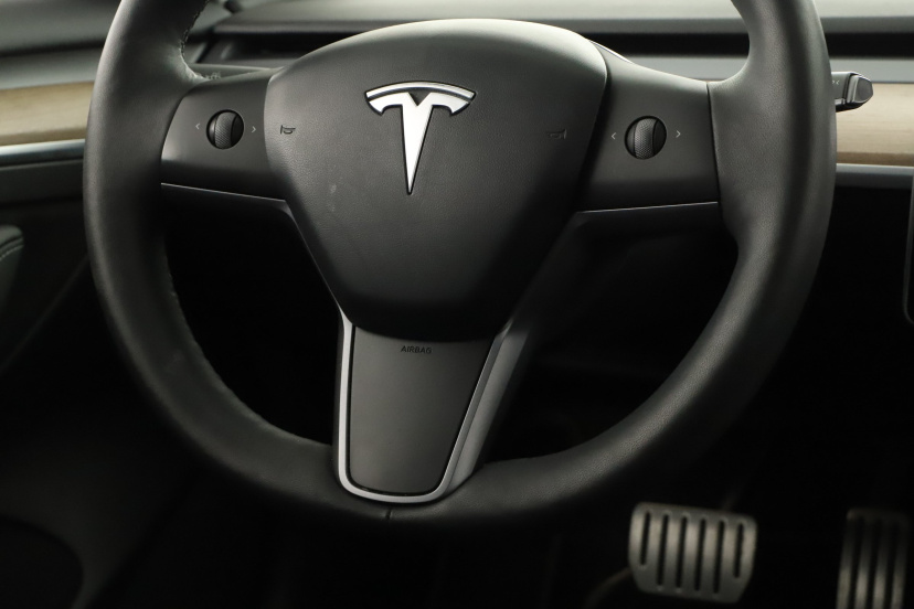 Tesla Model 3, 2021