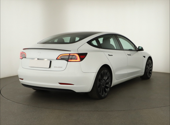 Tesla Model 3 Performance 82kWh
