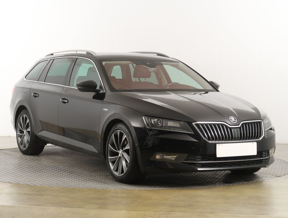 Skoda Superb - 2019