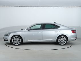 Skoda Superb - 2020