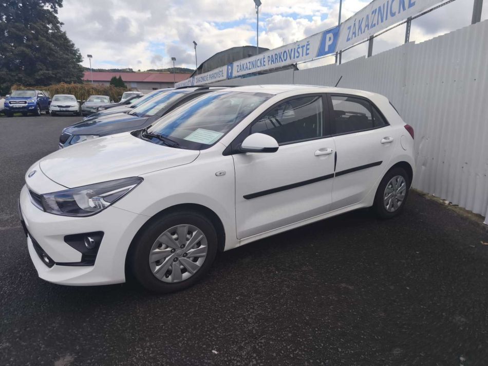 Kia Rio - 2021