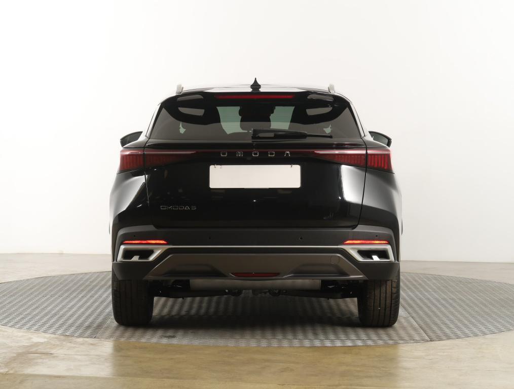 Omoda 5