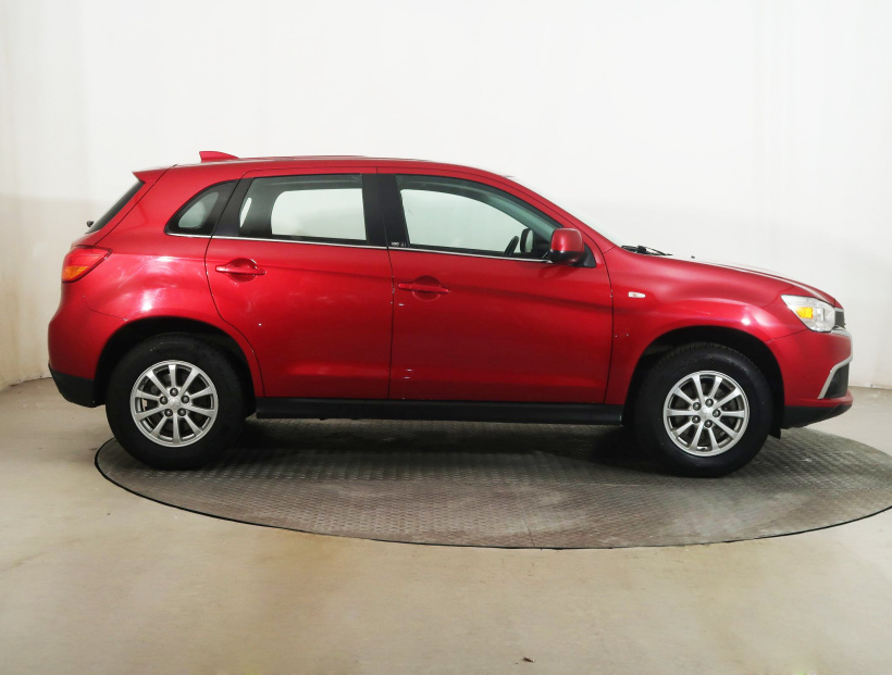 Mitsubishi ASX, 2017