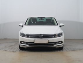 Volkswagen Passat - 2016