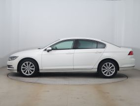 Volkswagen Passat - 2016