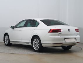 Volkswagen Passat - 2016