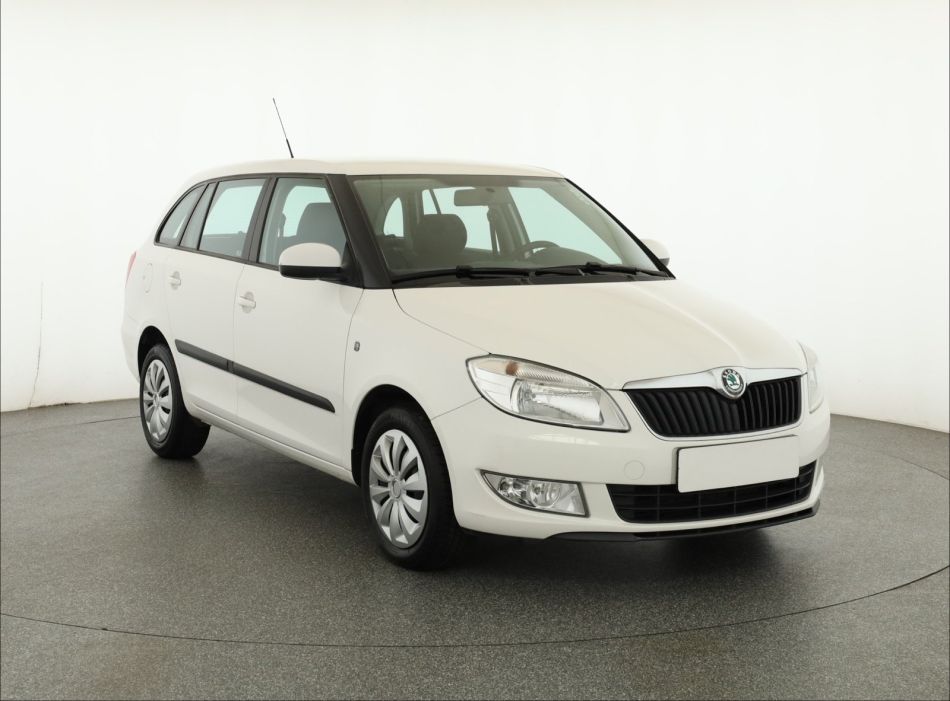 Skoda Fabia - 2011