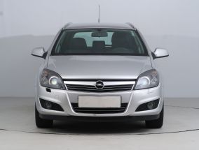 Opel Astra - 2010