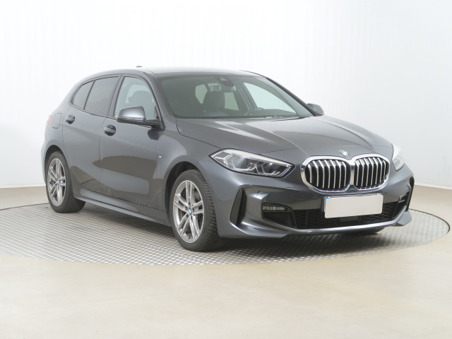 BMW 1 2021