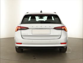Škoda Octavia - 2022