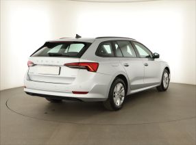 Škoda Octavia - 2022