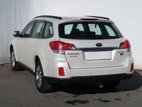 Subaru Outback - 2010
