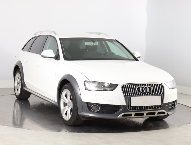 Audi A4 Allroad 2012
