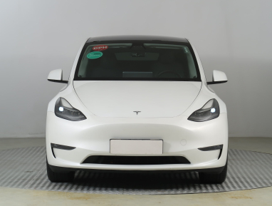 Tesla Model Y - 2023