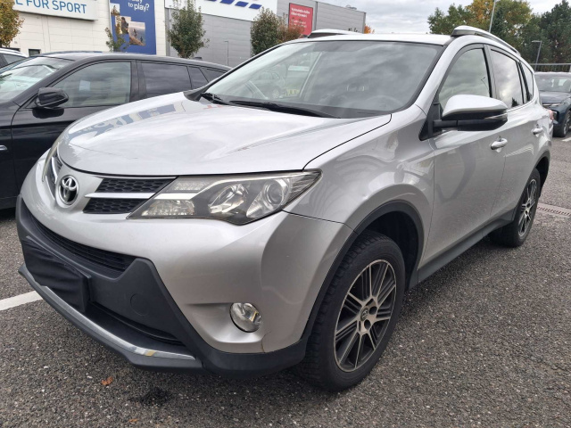 Toyota RAV4 2015