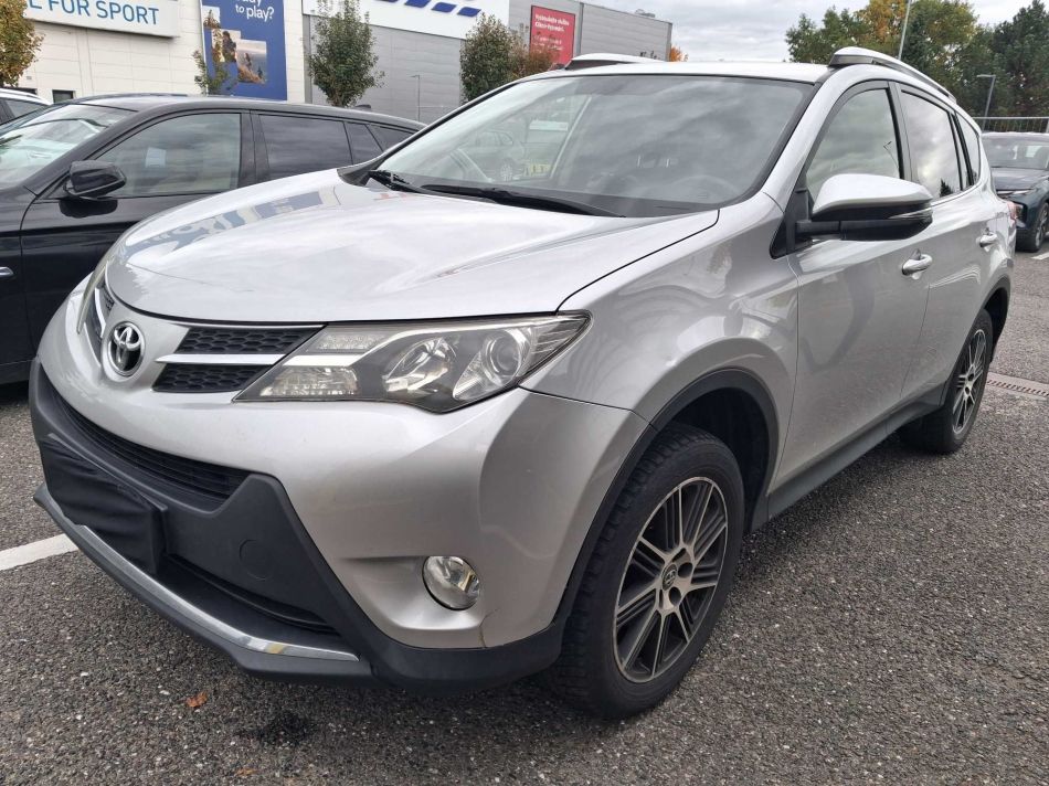 Toyota RAV 4 - 2015