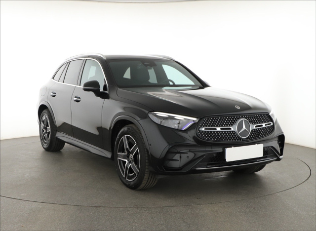 Mercedes-Benz GLC 2025