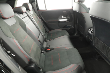 Mercedes-Benz Fabia - 2025