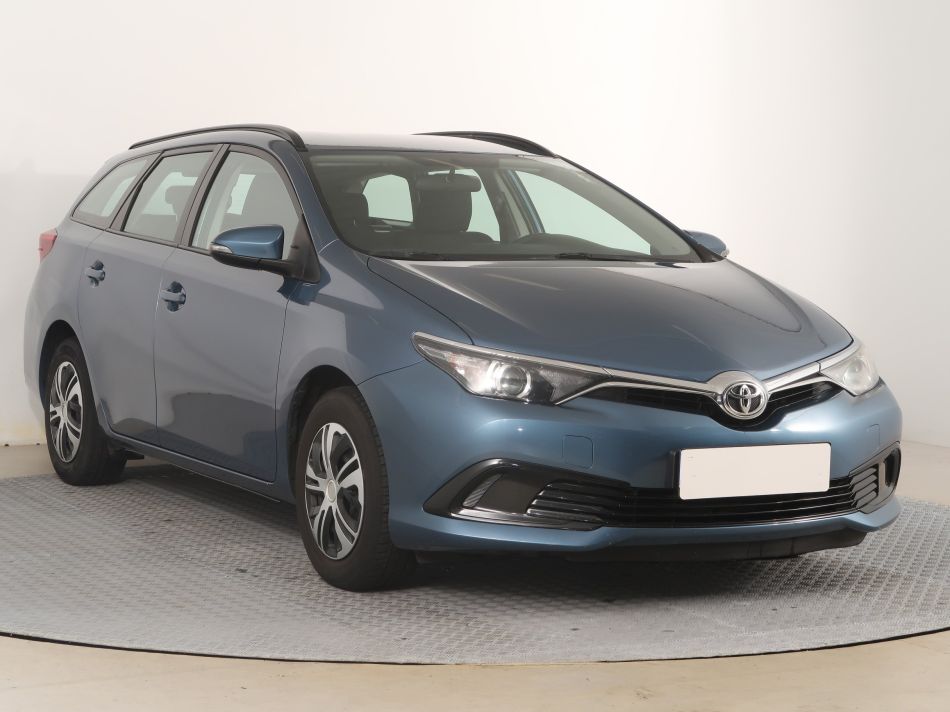 Toyota Auris - 2015