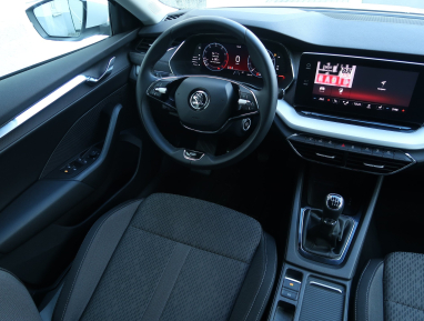 Skoda Octavia - 2024