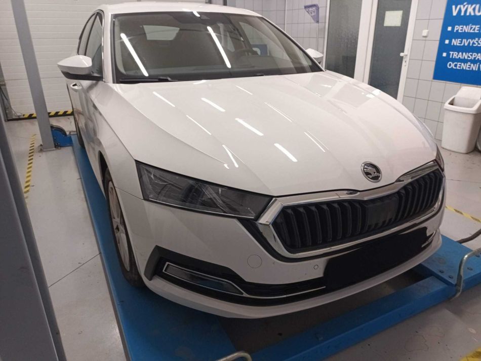 Skoda Octavia - 2024