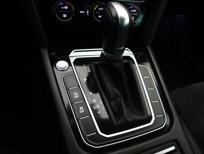 Volkswagen Passat, 2016