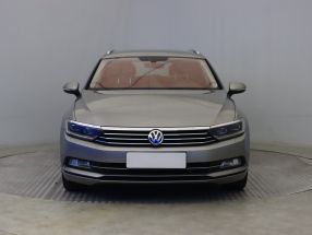 Volkswagen Passat - 2016