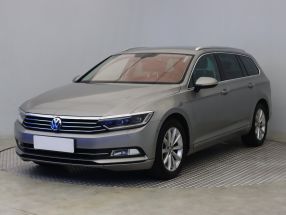 Volkswagen Passat - 2016