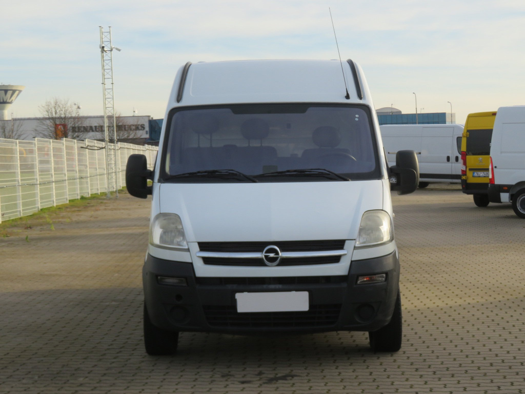 Opel Movano